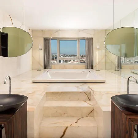 Hotel Sheraton & 5*
