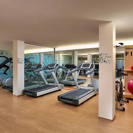 Hotell Sheraton & 5*