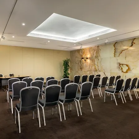 쉐라톤 리스보아 앤드 스파 호텔 5*